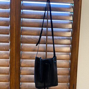 TheLeatherCollective - Bucket Bag